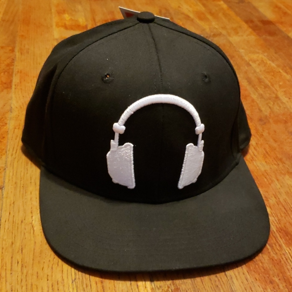 Knight n Armor headphones cap